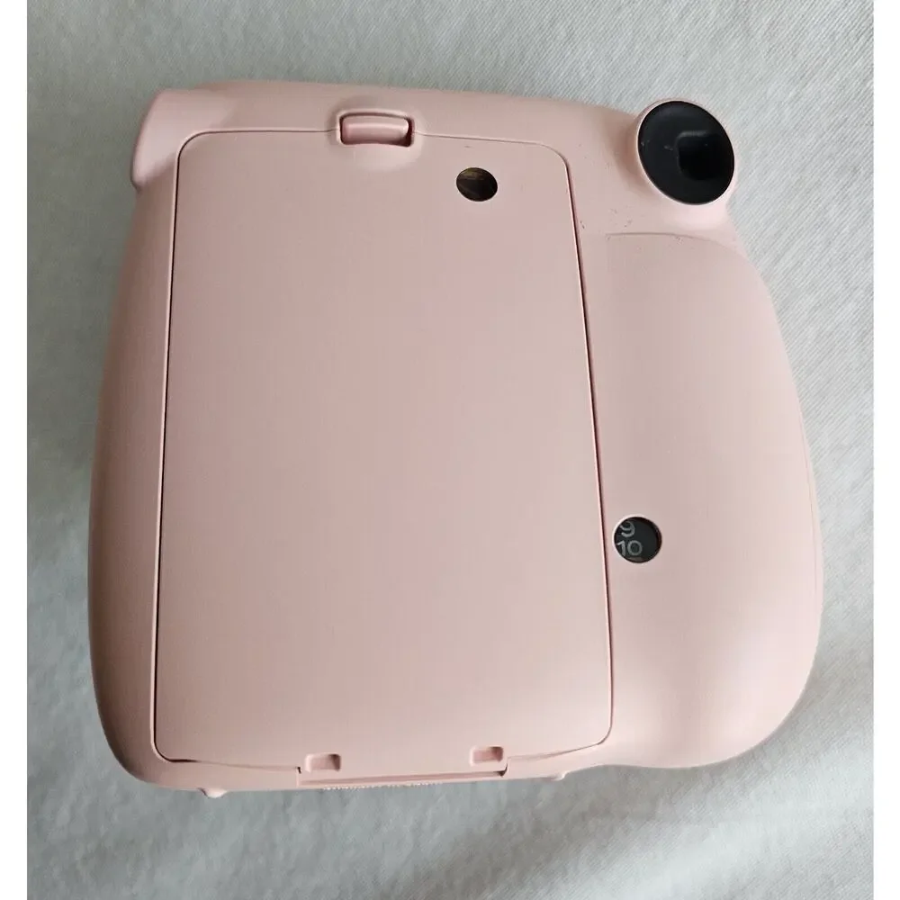 Fujifilm Instax Mini 7+ Instant Camera - Light Pink With Carrying Case No Film